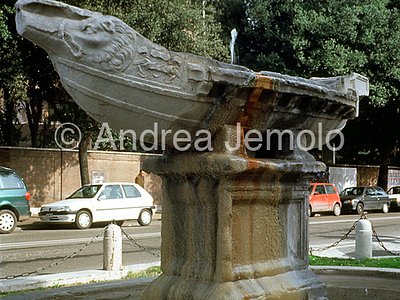 Fontana della Navicella  | Andrea Jemolo