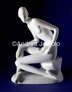 Manufacture Rosenthal Seated woman | Andrea Jemolo