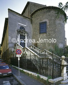 San Martino ai Monti Apse and side with bases in tufo | Andrea Jemolo