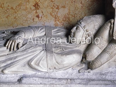 Santa Maria in Aracoeli Funeral Monument for Honorius IV - Detail | Andrea Jemolo