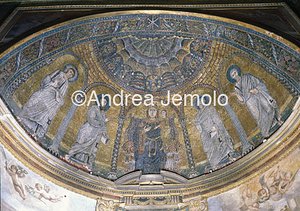 Santa Francesca Romana Mosaic and arch of the apse | Andrea Jemolo