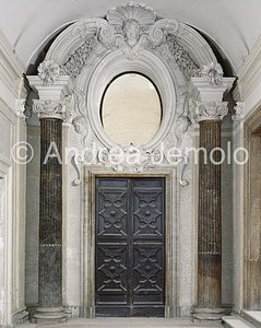 Santa Maria degli Angeli Portal toward the cloister | Andrea Jemolo