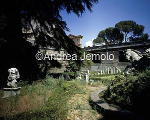 Capitolium - Capitoline Hill Palazzo dei Conservatori - Roman garden | Andrea Jemolo