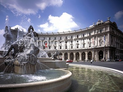 Piazza Esedra o della Repubblica General view | Andrea Jemolo