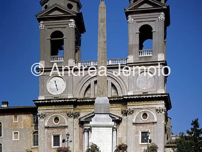 Trinità dei Monti Façade | Andrea Jemolo