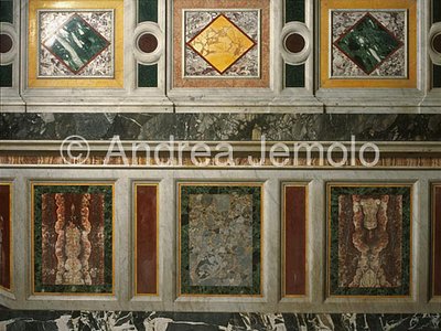 San Pietro in Vincoli Confession - Detail of the marbles | Andrea Jemolo