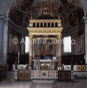 San Pietro in Vincoli Canopy of the altar | Andrea Jemolo