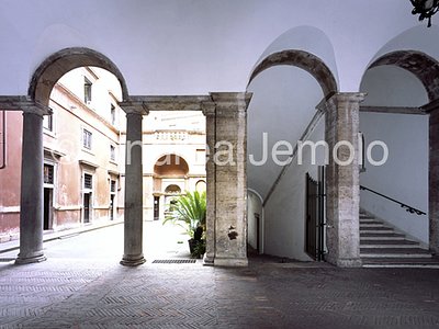 Sangallo Clarelli / Casa Sangallo Cortile | Andrea Jemolo