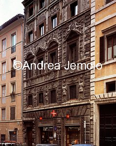 Palace Riddles or dei Pupazzi Façade | Andrea Jemolo