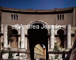 Gate of San Spirit General view | Andrea Jemolo