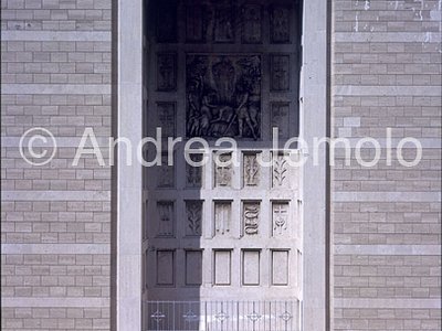 EUR - Chiesa di Santi Pietro e Paolo Particolari | Andrea Jemolo