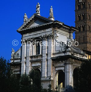 Santa Francesca Romana Façade | Andrea Jemolo