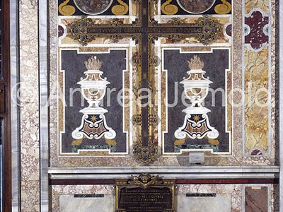 Basilica di San Giovanni in Laterano Tarsie marmoree | Andrea Jemolo