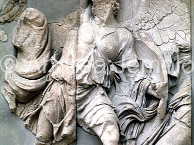 Pergamonmuseum Altar of Pergamon - Uranus | Andrea Jemolo