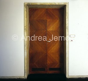 EUR - Palace of the Uffici Door of the offices | Andrea Jemolo