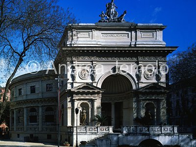 Acquarium Façade | Andrea Jemolo