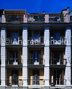 Buildings in via di San Francesco a Ripa Fazçade - Detail | Andrea Jemolo