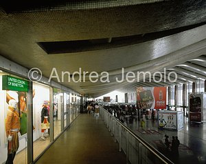 Restructuring of Stazione Termini Area with ticket office | Andrea Jemolo
