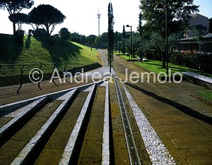 Park Guido Rossa in Settecamini Central street of the garden in via Casal Bianco | Andrea Jemolo