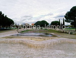 Restyling of Piazza Castano in Tor Bella Monaca The fountain and the bench | Andrea Jemolo