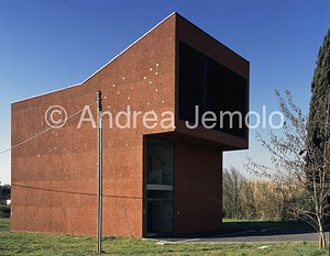 Laboratories of the Idrobiologic Station of University Tor Vergata General view | Andrea Jemolo
