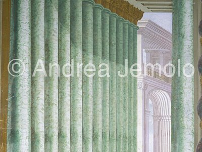 Paveri Fontana villa Fresco with perspective of columns | Andrea Jemolo