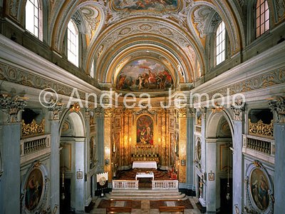 Santa Caterina da Siena Interior - axial vision from the top | Andrea Jemolo