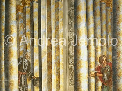 Paveri Fontana villa Fresco with two figures between columns | Andrea Jemolo