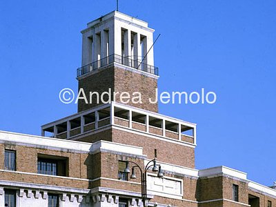 Casa Madre dei Mutilati Façade - Detail | Andrea Jemolo