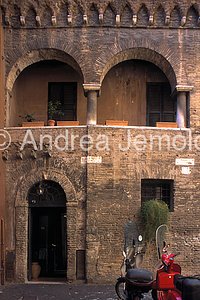 Old Synagogue in vicolo dell'Atleta General view | Andrea Jemolo
