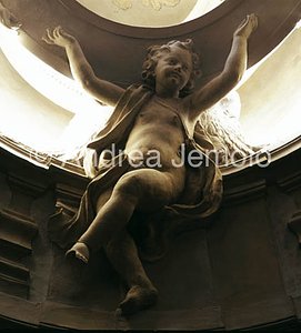 Santa Maria in Trastevere Chapel of Avila - Angel that holds up the baluster | Andrea Jemolo