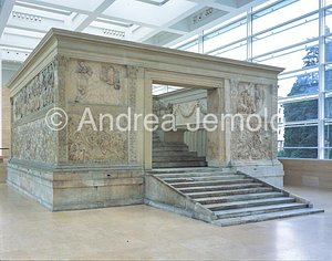 Ara Pacis Augustae General view | Andrea Jemolo