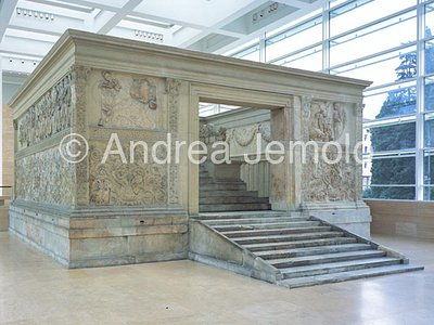 Ara Pacis Augustae Visione d' insieme | Andrea Jemolo