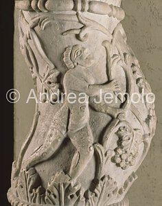 Trinità dei Monti Chapel - tortile column - detail | Andrea Jemolo