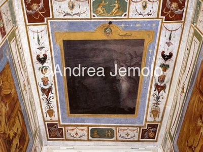 Trinità dei Monti Chapel Altoviti - Splay of window with scenes of life of St. John | Andrea Jemolo