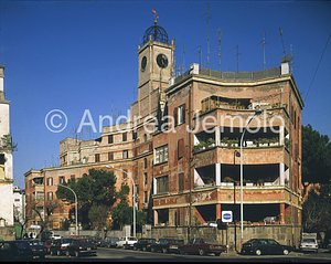 Suburban hotel - Red Hotel Garbatella District - Piazza E. Biffi | Andrea Jemolo