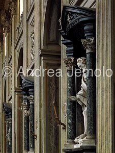 Archbasilica of Saint John Lateran Tabernacles in the aisle | Andrea Jemolo