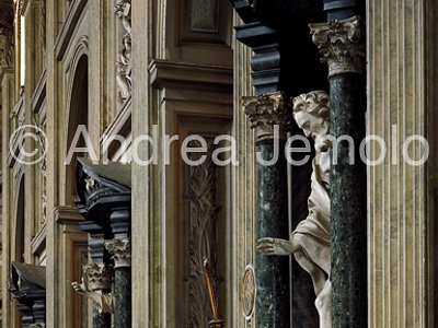 Archbasilica of Saint John Lateran Tabernacles in the aisle | Andrea Jemolo