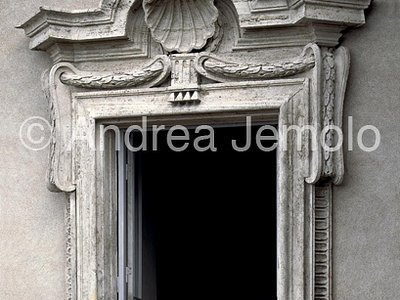 Barberini palace Window | Andrea Jemolo