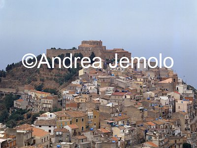 Caronia | Andrea Jemolo