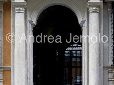 Palazzo Carpegna Portal | Andrea Jemolo