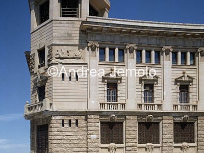 Palazzo delle Poste e Telegrafi Visione d'insieme | Andrea Jemolo