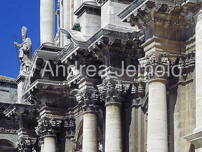 Cathedral Trabeation | Andrea Jemolo