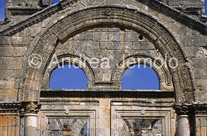 Qalah Siman - St. Simeon Façade - detail | Andrea Jemolo