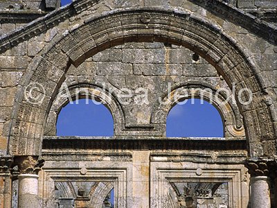 Qalah Siman - St. Simeon Façade - detail | Andrea Jemolo