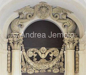 Palazzo Carpegna Frieze of the Portico | Andrea Jemolo
