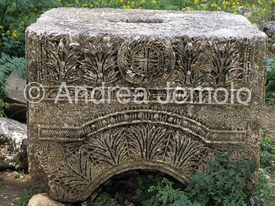 Qalah Siman - St. Simeon Coverage of baptismal font | Andrea Jemolo