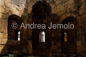 Qalah Siman - St. Simeon Baptistery - Interior | Andrea Jemolo