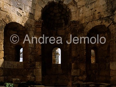 Qalah Siman - St. Simeon Baptistery - Interior | Andrea Jemolo