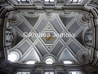 Palace of the Propagation of the Faith - chapel of the Biblical Magi Ceiling – Detail | Andrea Jemolo